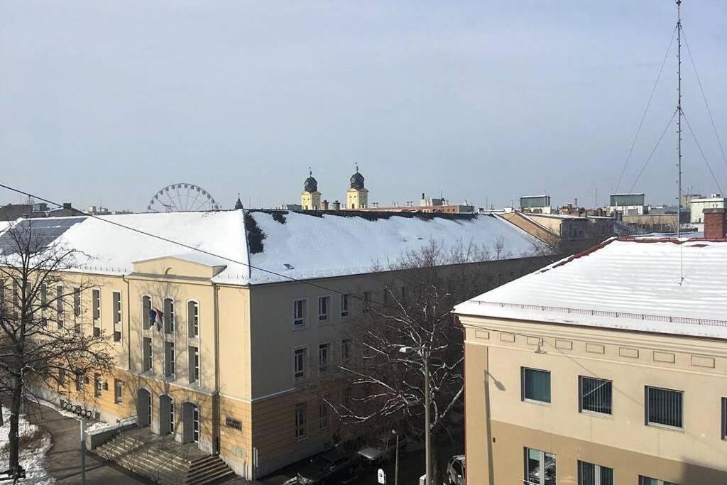 City Center Apartment Дебрецен Екстериор снимка