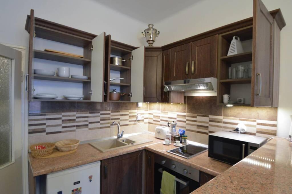 City Center Apartment Дебрецен Екстериор снимка